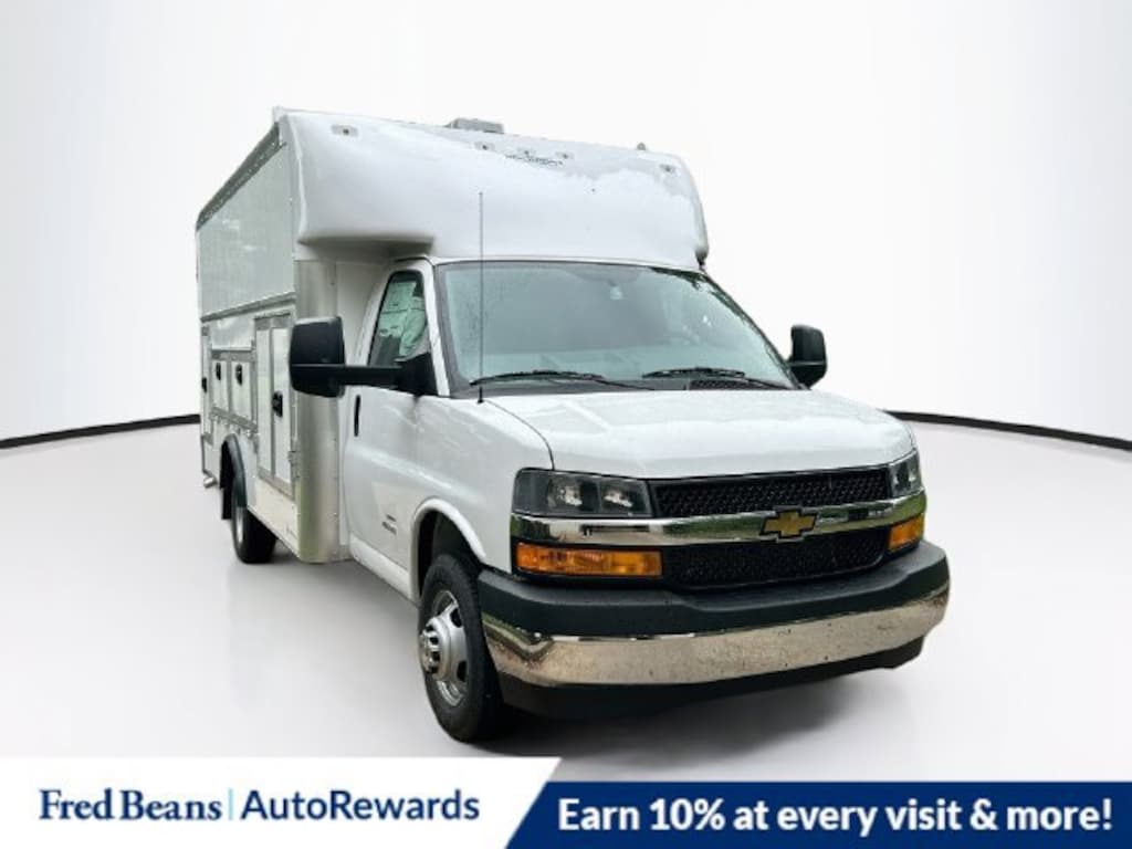 New 2026 Chevrolet Express Cutaway 4500 2WT Cutaway Van