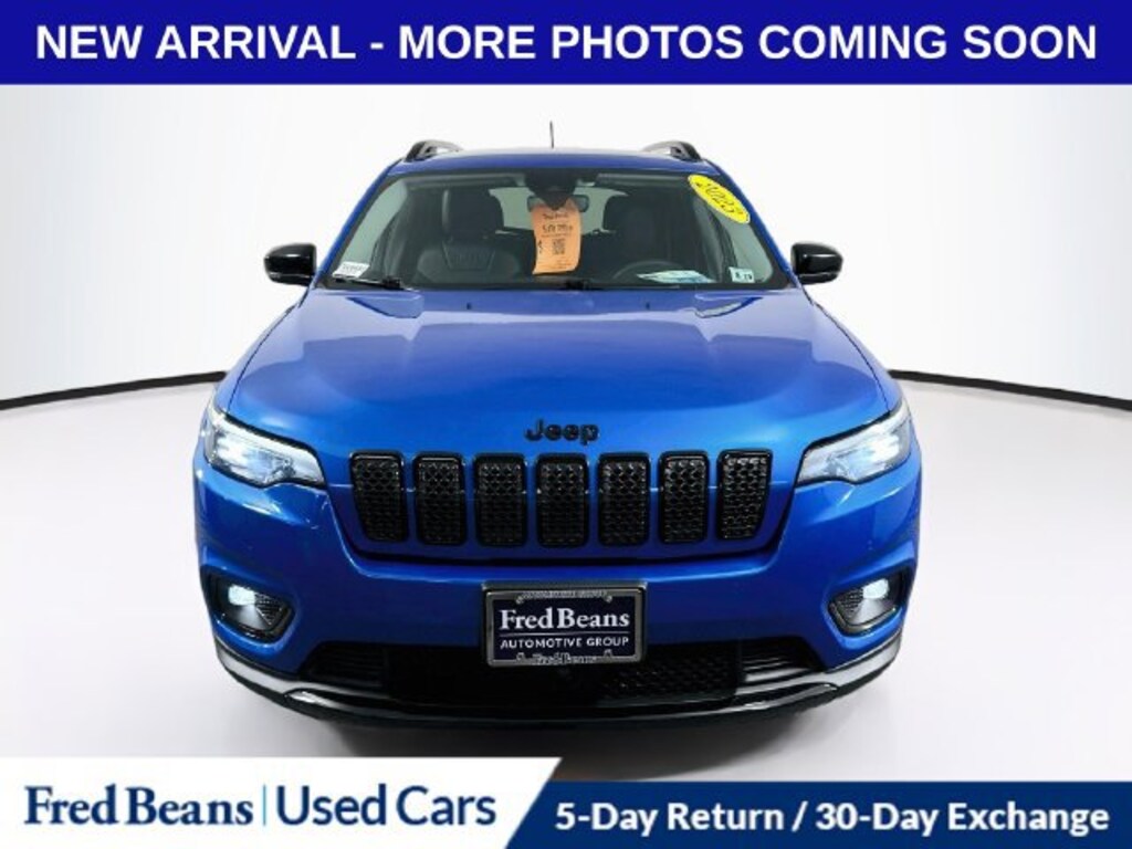 Used 2023 Jeep Cherokee Altitude Lux 4x4 SUV