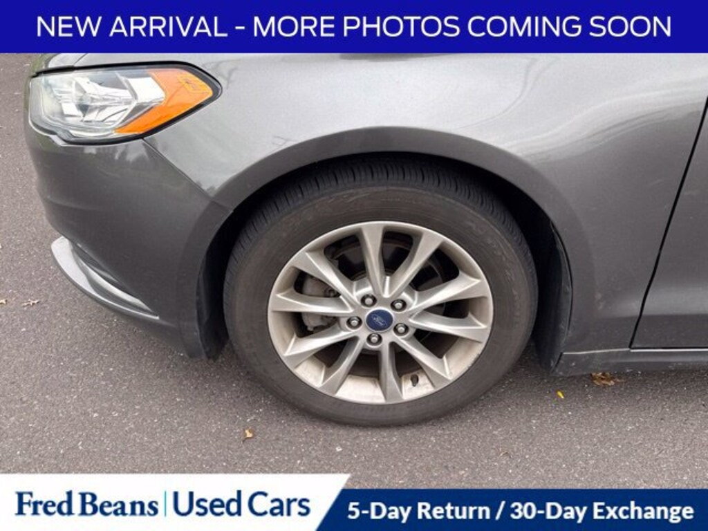 Used 2017 Ford Fusion SE Sedan