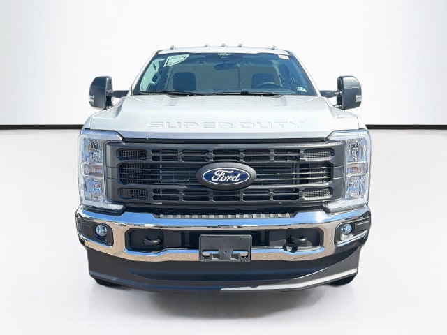 New 2027 Ford F-250 XL Truck Regular Cab