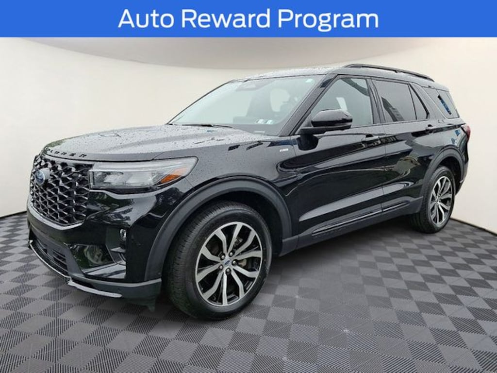 Certified 2025 Ford Explorer ST-Line SUV