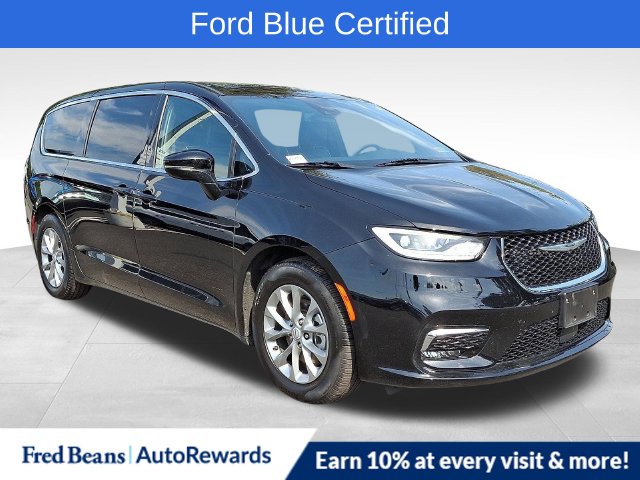 Used 2026 Chrysler Pacifica Limited Van Passenger Van