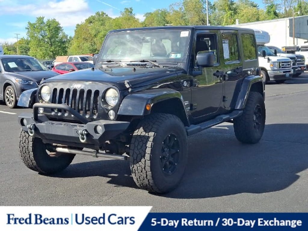 Used 2014 Jeep Wrangler Unlimited Sahara SUV
