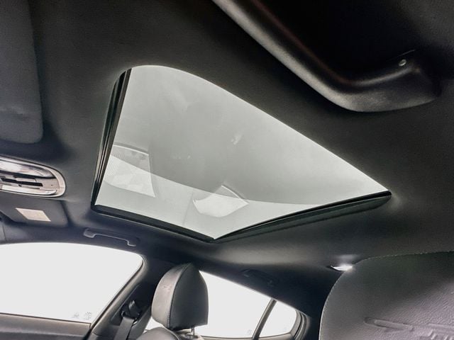 2022 Kia Stinger GT-Line - Photo 26
