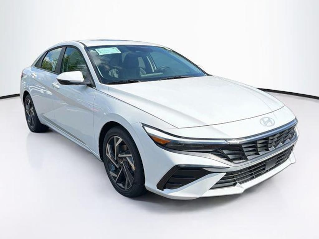 New 2026 Hyundai Elantra Limited Sedan
