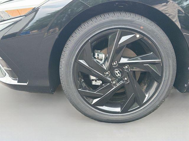 2026 Hyundai Elantra SEL - Photo 22