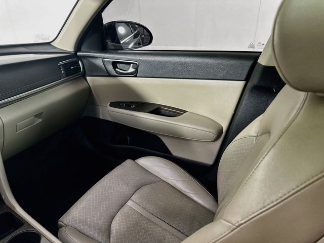 2018 Kia Optima EX - Photo 28
