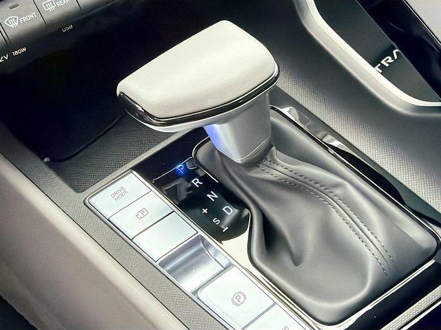 2026 Hyundai Elantra SEL - Photo 14