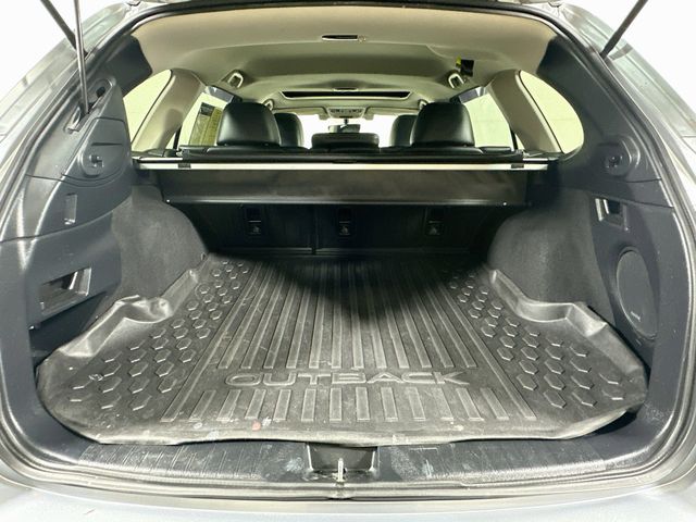 2018 Subaru Outback Limited - Photo 32