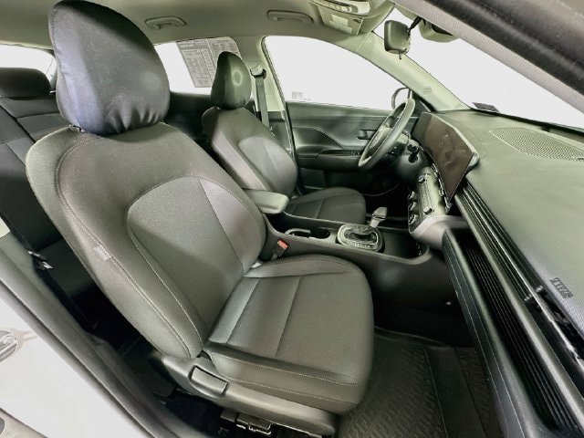 2024 Hyundai Kona SE - Photo 30