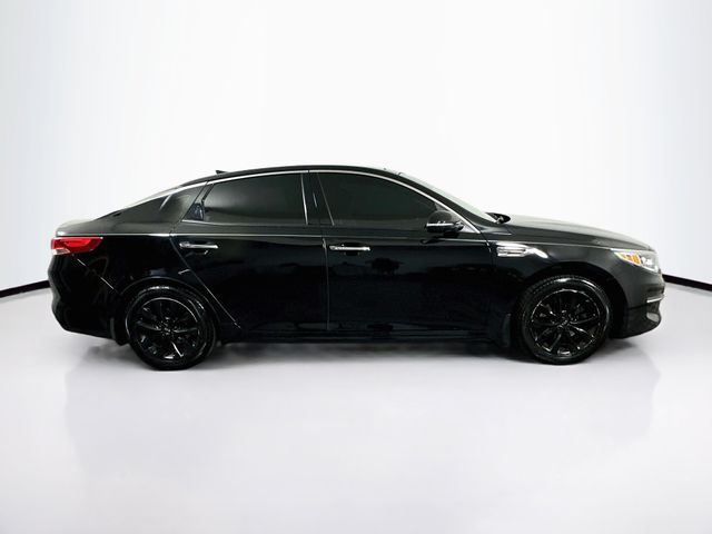 2018 Kia Optima EX - Photo 10