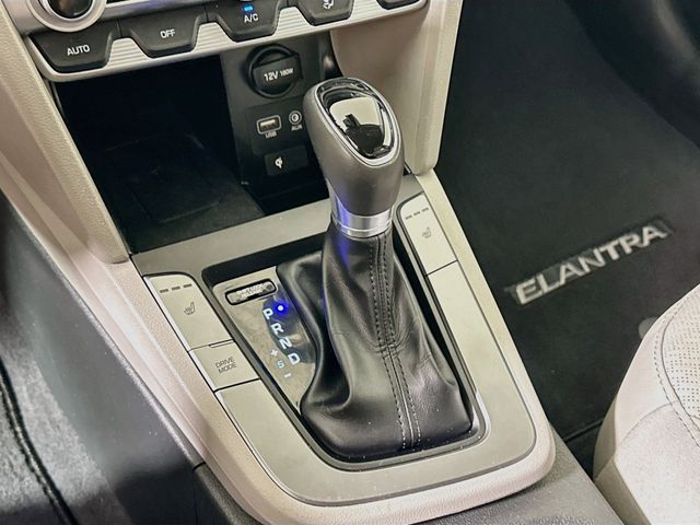 2020 Hyundai Elantra Limited - Photo 21