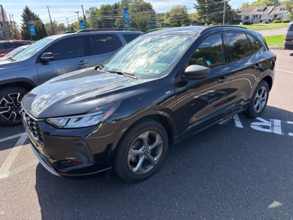Used 2023 Ford Escape ST-Line SUV