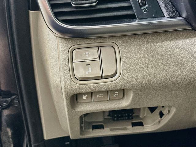 2018 Kia Optima EX - Photo 13