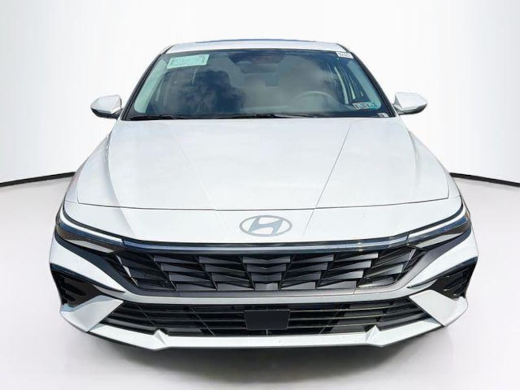 New 2026 Hyundai Elantra Limited Sedan