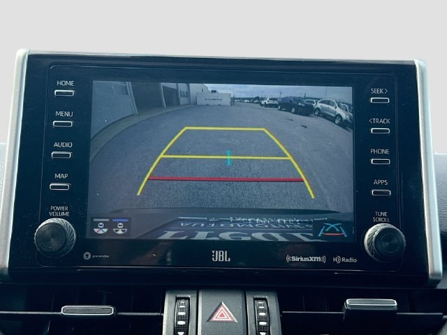 2021 Toyota RAV4 XLE Premium - Photo 17