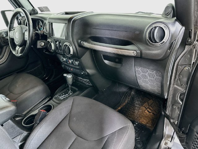 2014 Jeep Wrangler Unlimited Sport - Photo 30
