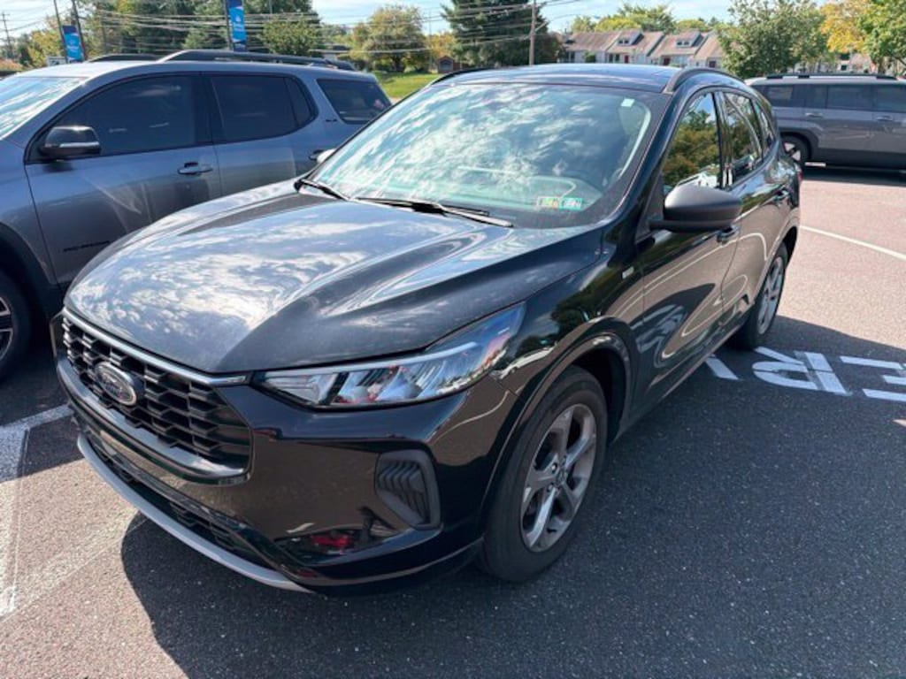 Used 2023 Ford Escape ST-Line SUV