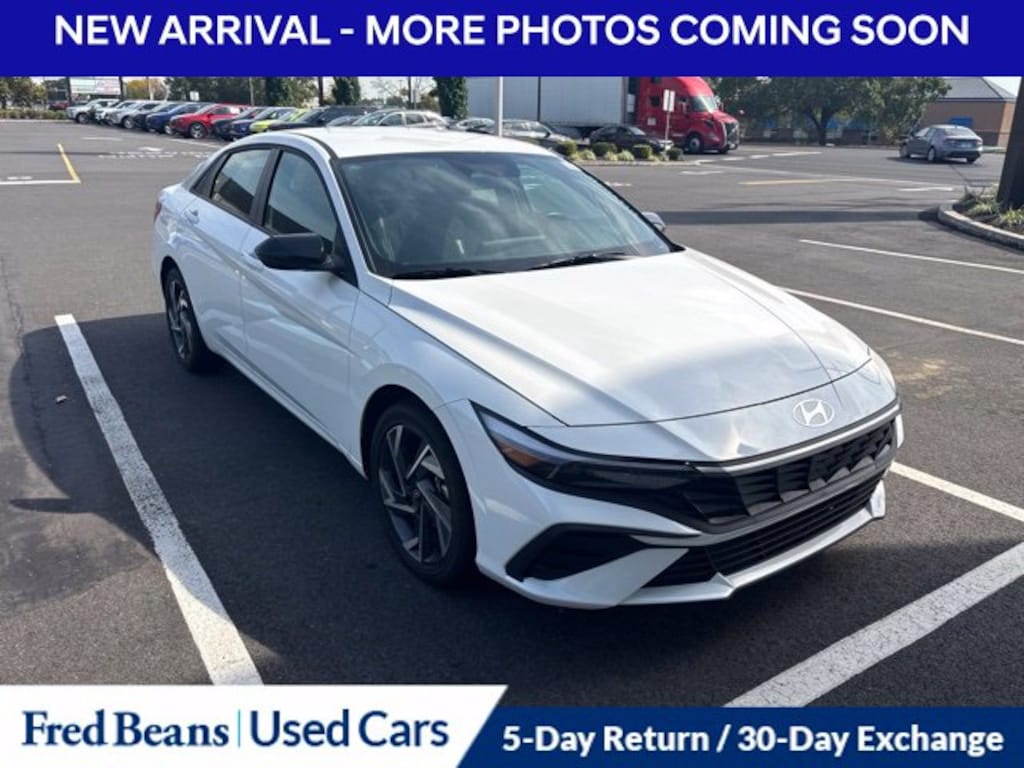 Used 2025 Hyundai Elantra Hybrid SEL Sport Sedan