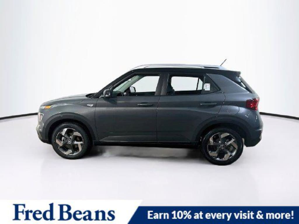 New 2026 Hyundai Venue SEL w/Two-Tone Roof SUV