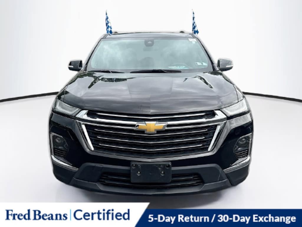 Used 2023 Chevrolet Traverse LT SUV