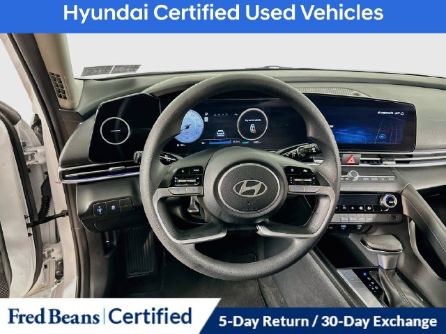 2024 Hyundai Elantra SEL - Photo 21