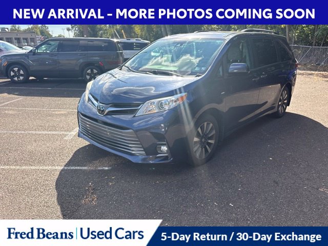 Used 2020 Toyota Sienna XLE Minivan/Van