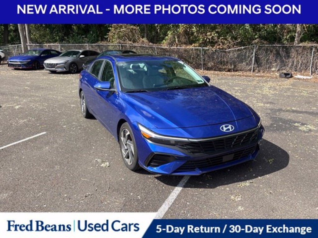 Used 2024 Hyundai Elantra Hybrid Limited Sedan
