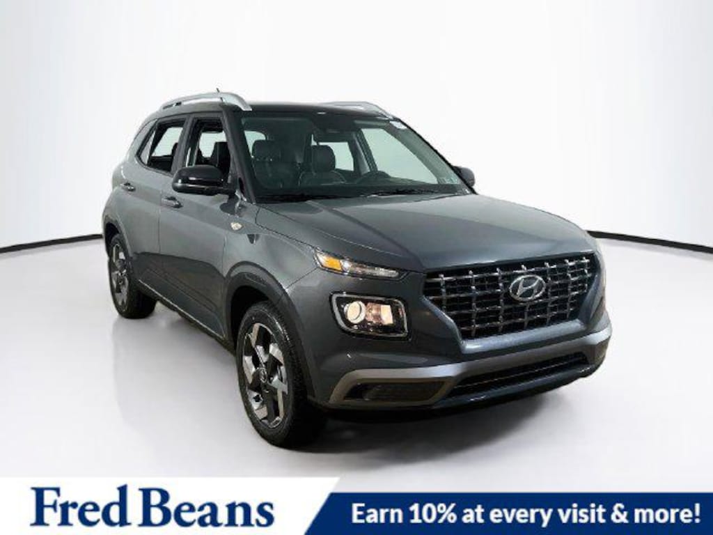 New 2026 Hyundai Venue SEL w/Two-Tone Roof SUV