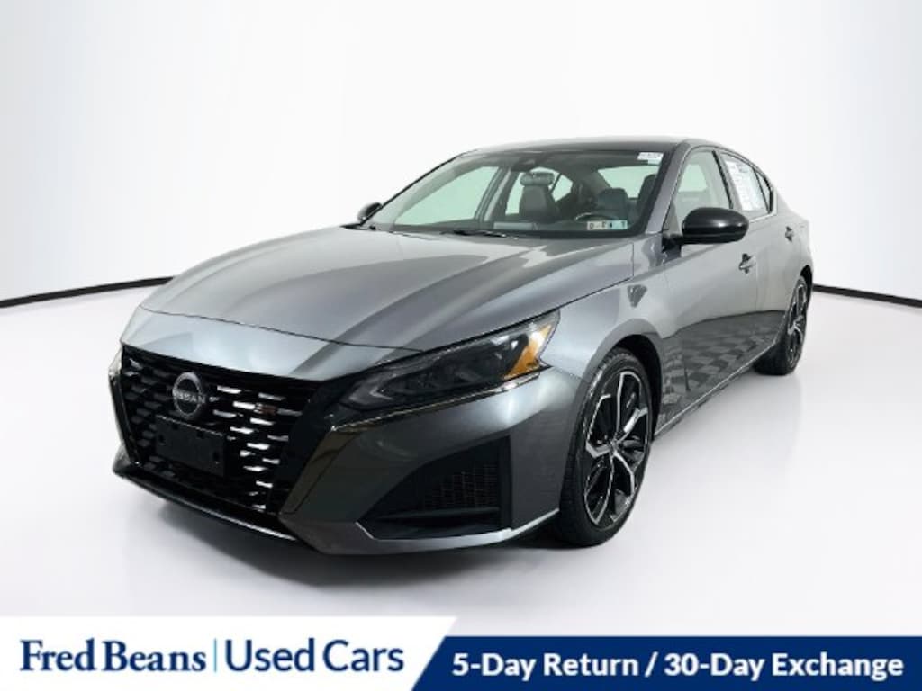 Used 2025 Nissan Altima 2.5 SR Sedan