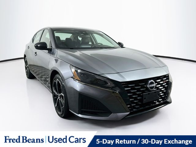 Used 2025 Nissan Altima 2.5 SR Sedan