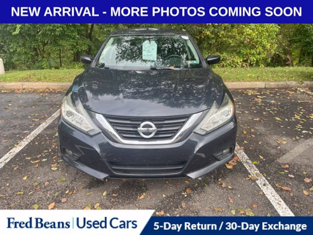 Used 2016 Nissan Altima 2.5 SV Sedan