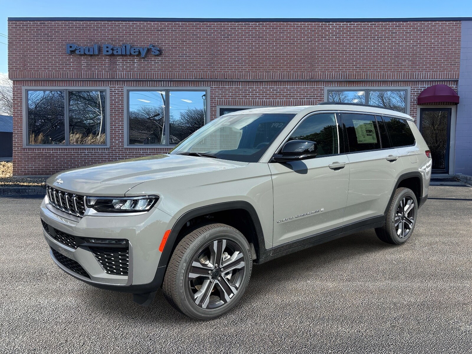 2027 Jeep Grand Cherokee L