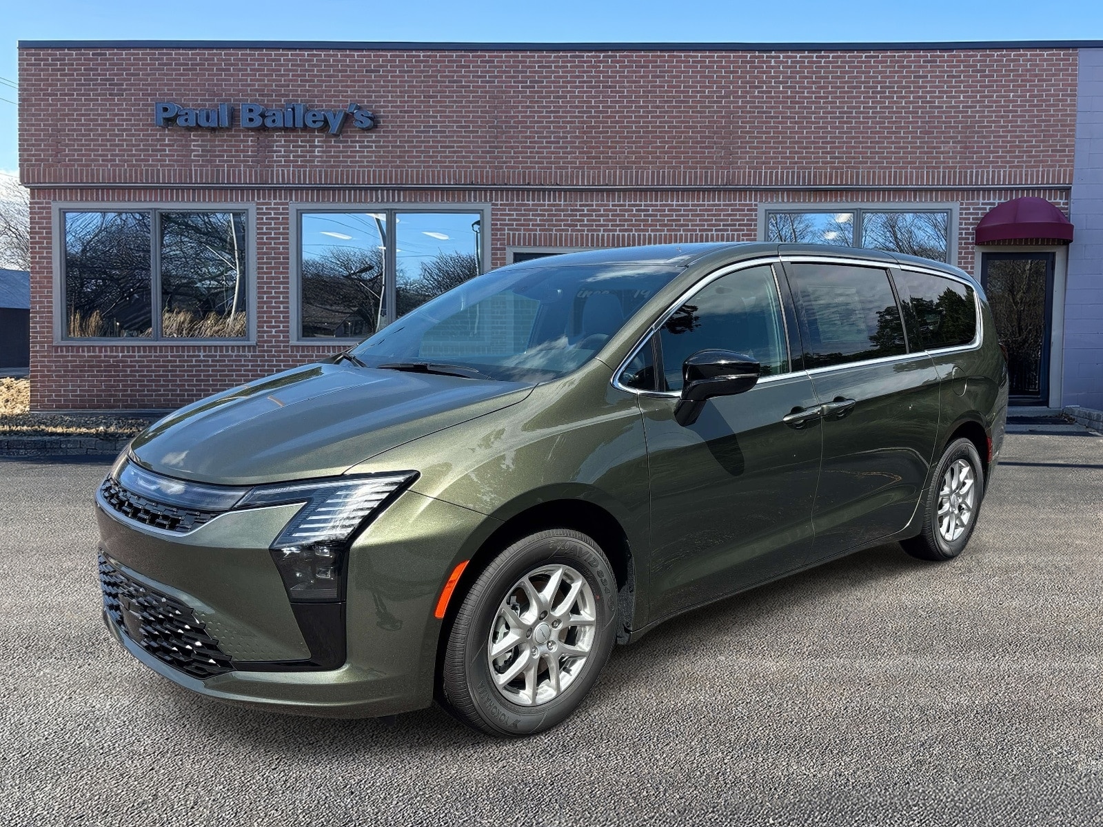 2027 Chrysler Pacifica Select