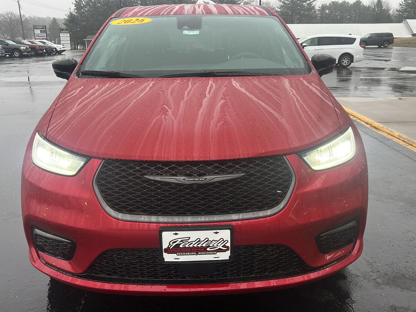 2026 Chrysler Pacifica Select - Photo 18