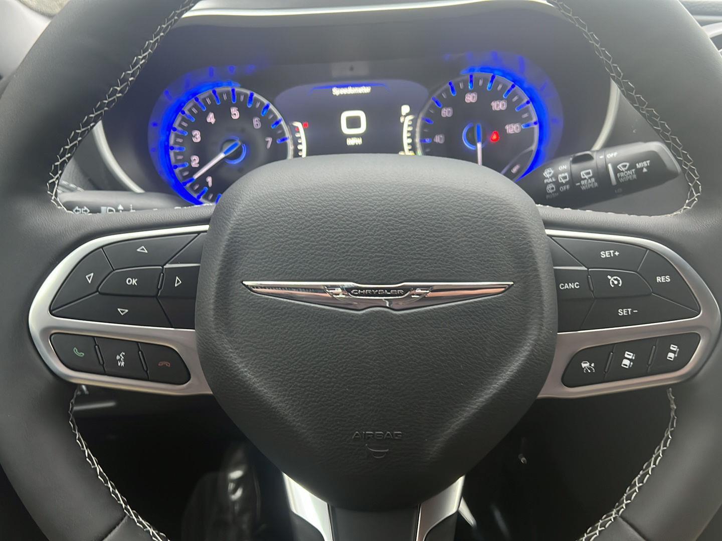 2026 Chrysler Pacifica Select - Photo 7
