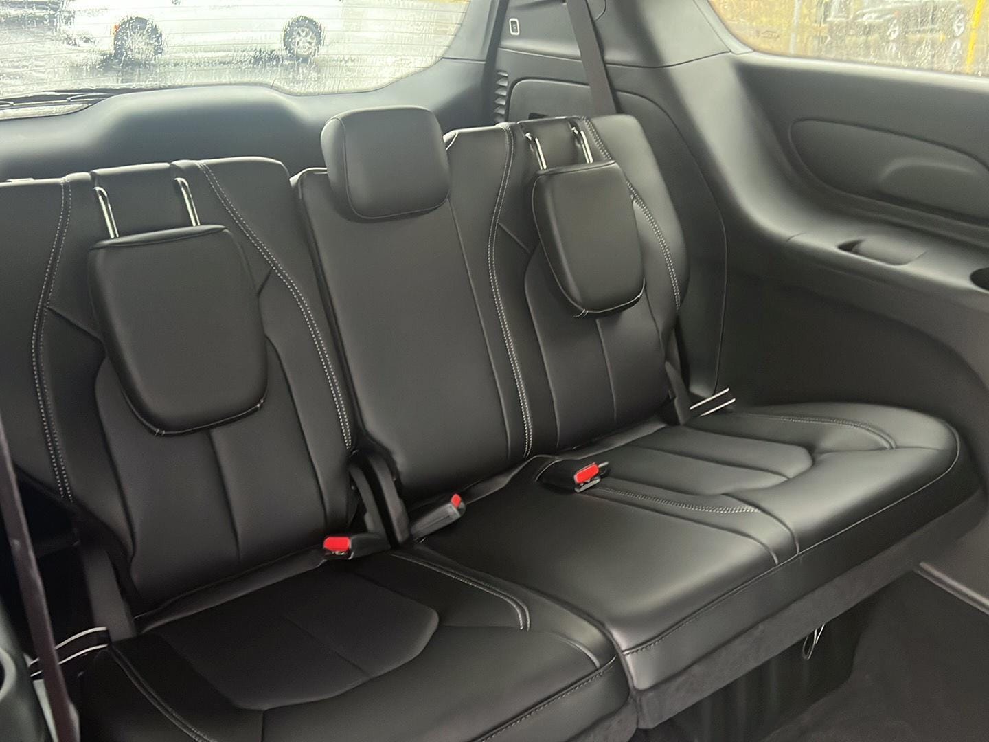 2026 Chrysler Pacifica Select - Photo 16