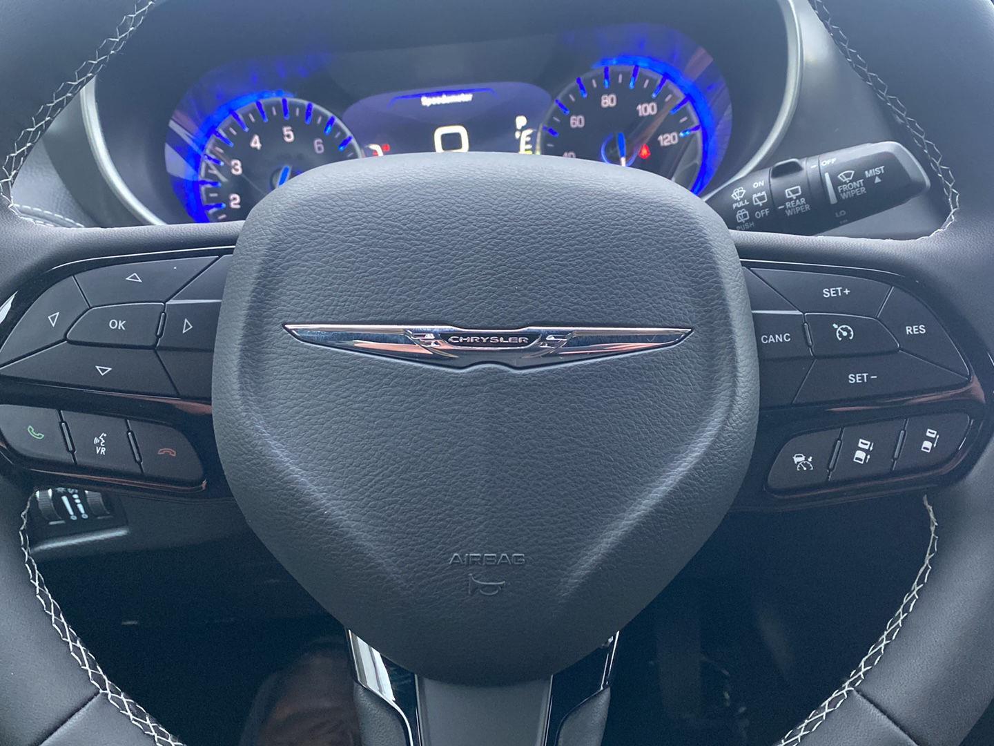 2026 Chrysler Pacifica Select - Photo 9