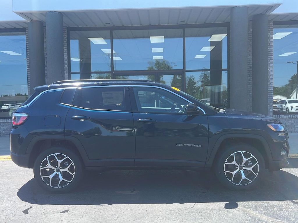 New 2026 Jeep Compass Limited Sport Utility