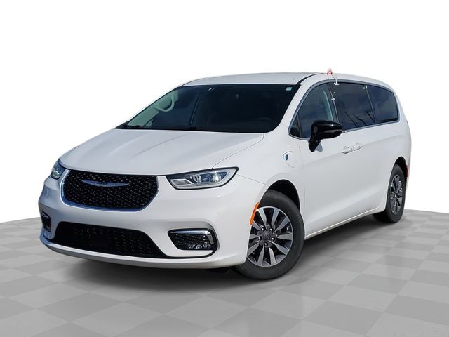 2024 Chrysler Pacifica PHEV Select