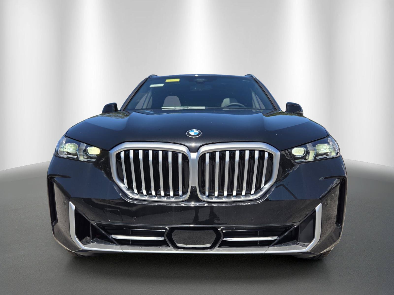 New 2026 BMW X5 sDrive40i SUV