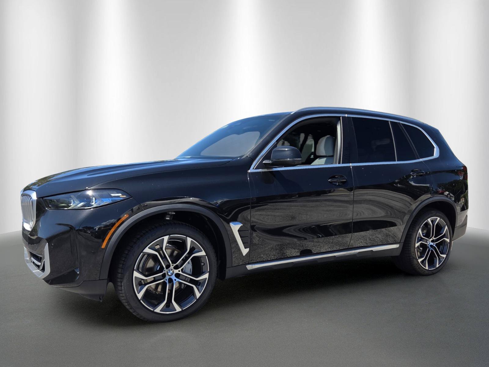 New 2026 BMW X5 sDrive40i SUV