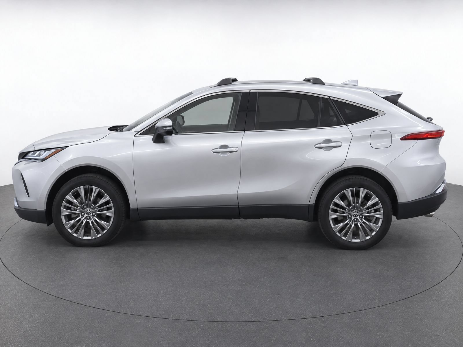 Used 2022 Toyota Venza XLE SUV