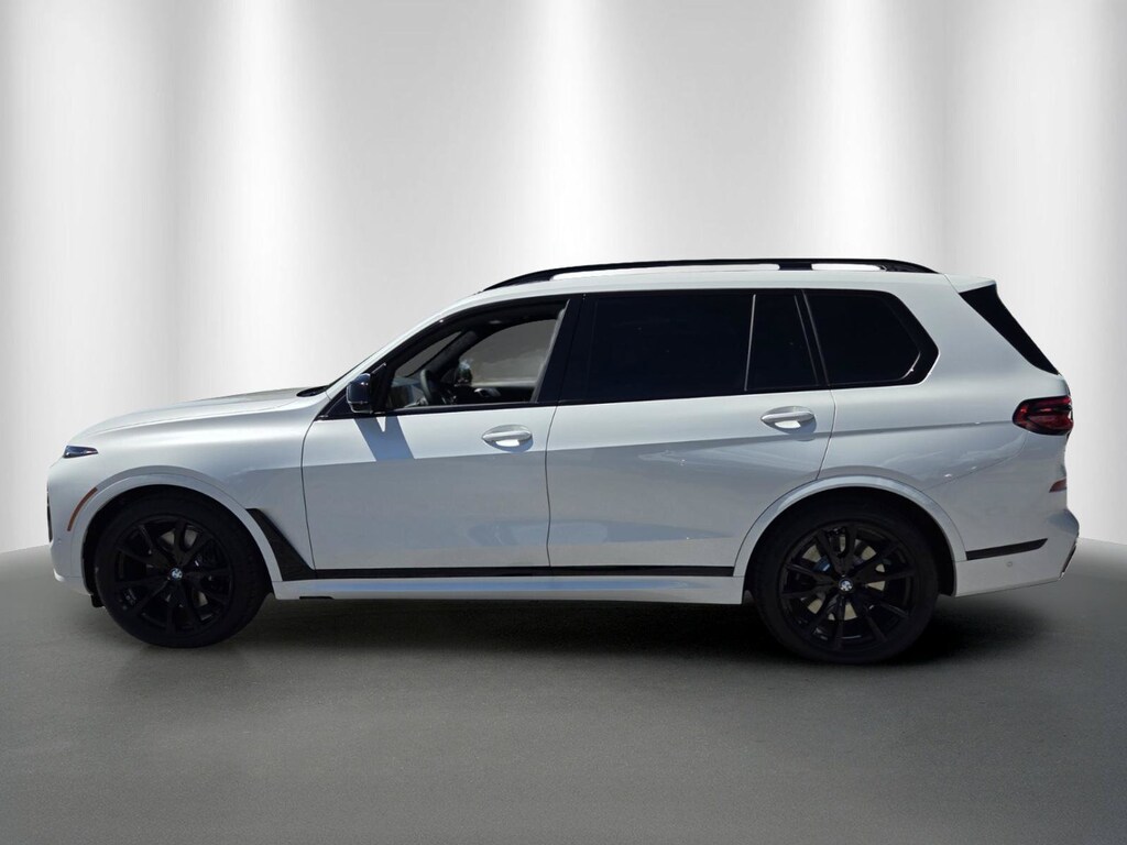 New 2027 BMW X7 M60i SUV