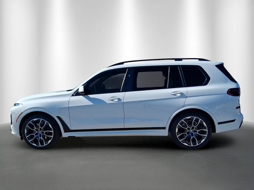 New 2027 BMW X7 xDrive40i SUV