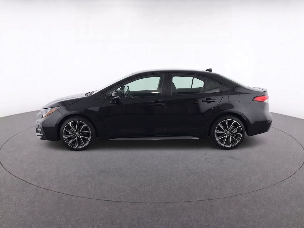 Used 2020 Toyota Corolla SE Sedan