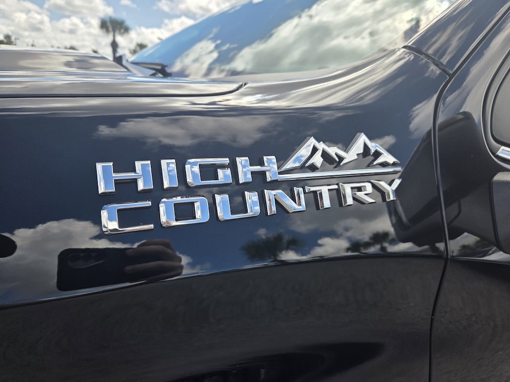 Used 2021 Chevrolet Silverado 1500 High Country Truck Crew Cab