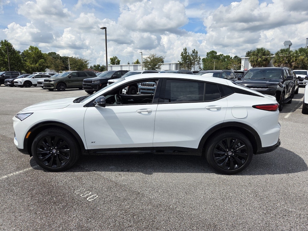 New 2026 Buick Envista Sport Touring SUV