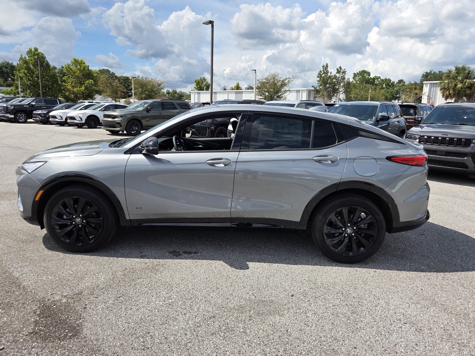 New 2026 Buick Envista Sport Touring SUV