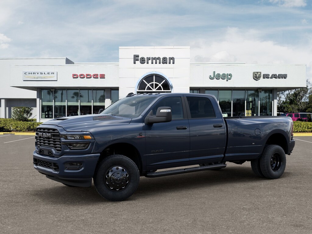 New 2027 Ram 3500 Big Horn Truck Crew Cab